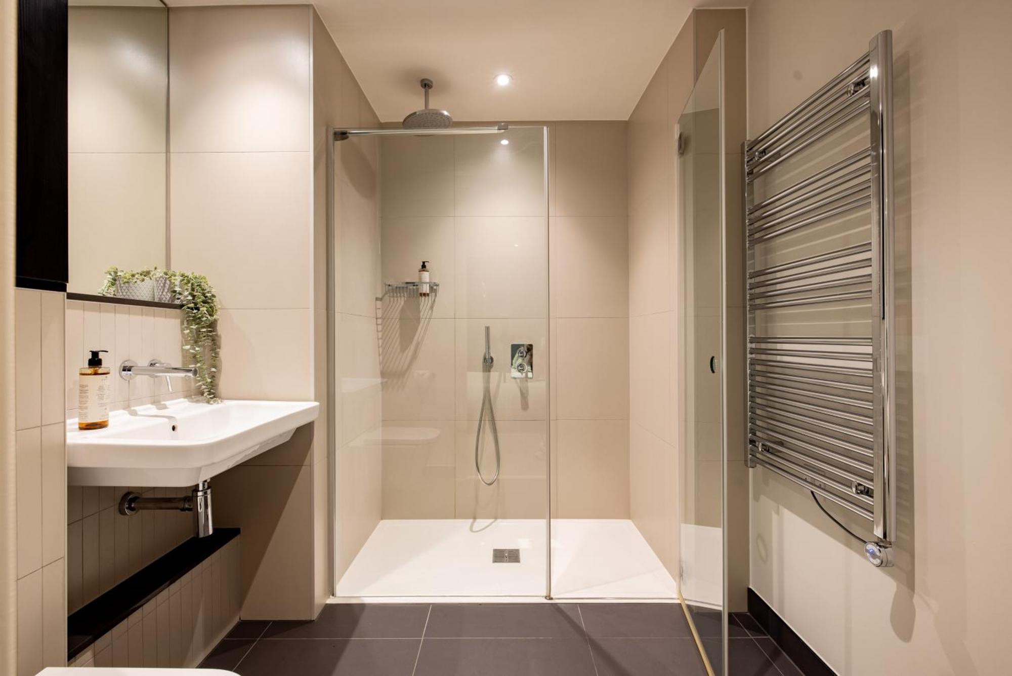 Charles Hope London Croydon Apartment Екстериор снимка